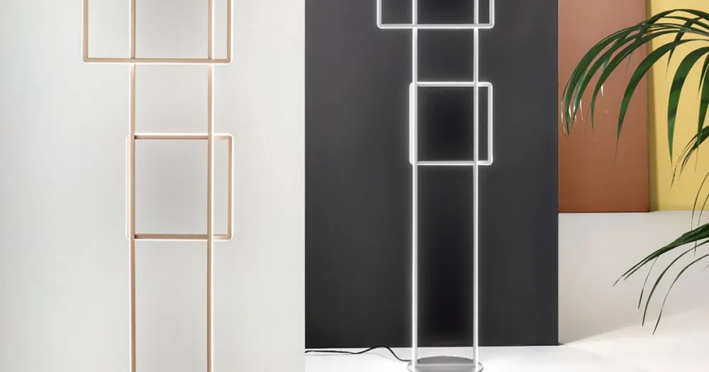 Trygg betalning Design LED golvlampa i guld eller silvermålad metall - Formell