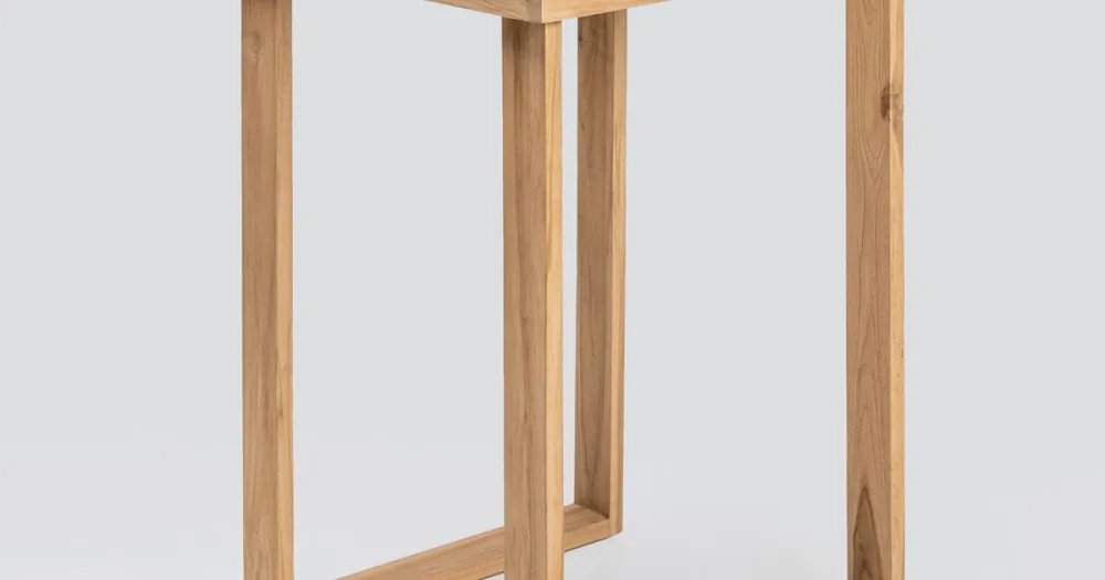 Högt barbord tillverkat av borstad naturlig teak - Sponda Beställ nu