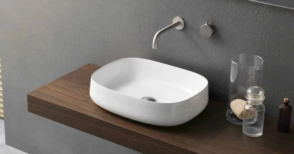 Vit bänkskiva i modern design keramisk tvättställ tillverkad i Italien - Tune2 Erbjudandepris